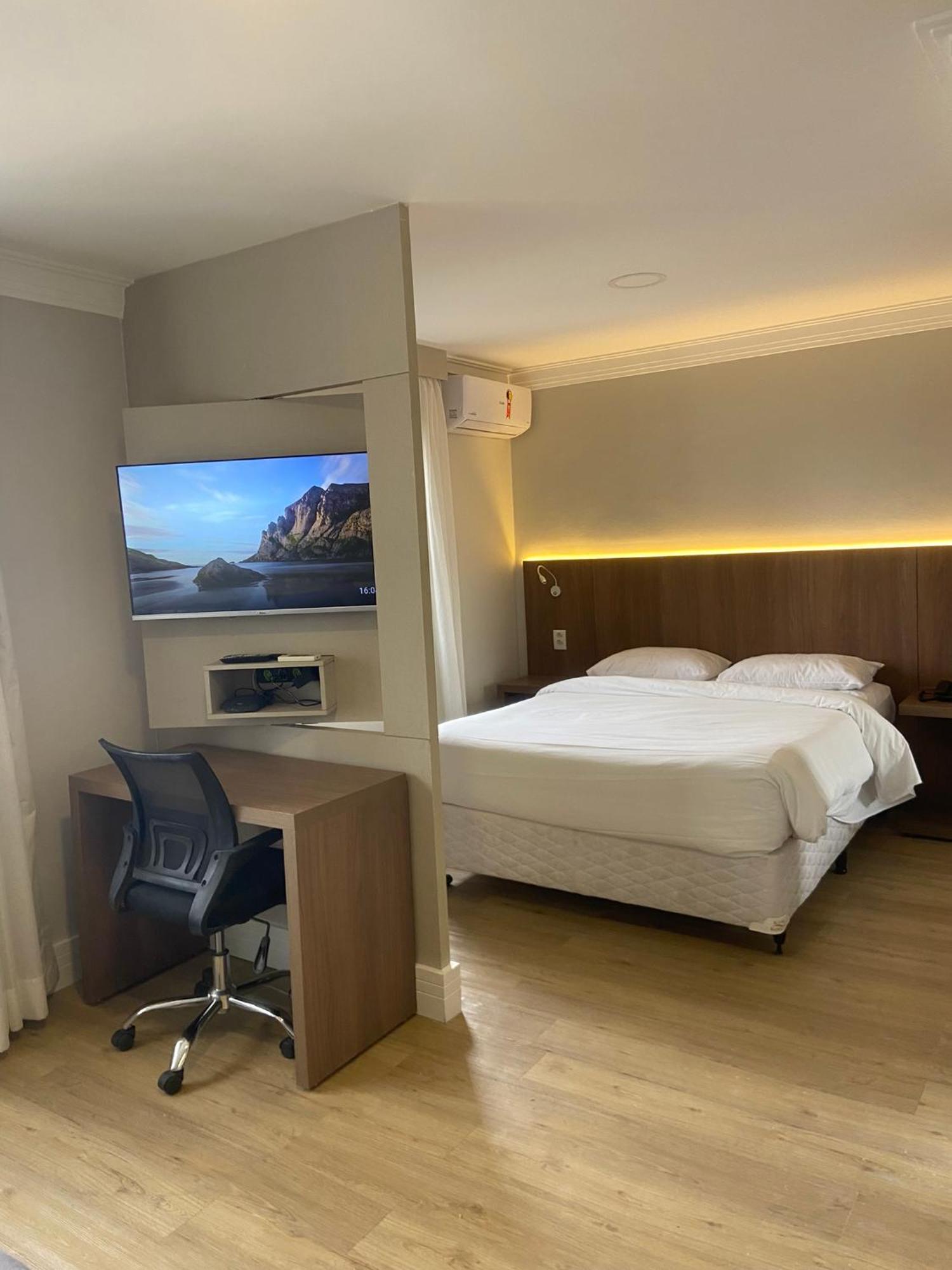 Flat Alto Padrao Itaim-bibi São Paulo
